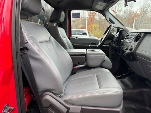 Used 2015 Ford F550 4x4 Regular Cab Super Duty image 49