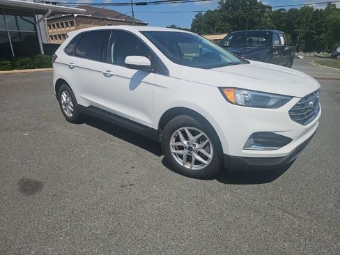 Used 2022 Ford Edge SEL AWD/4WD image 3