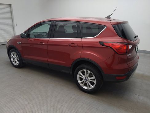 Used 2019 Ford Escape SE FWD image 3