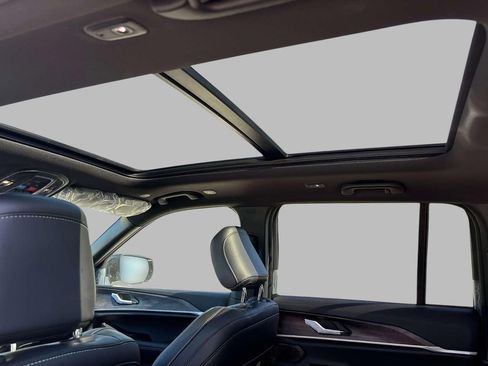 New 2026 Jeep Grand Cherokee Limited AWD/4WD image 4