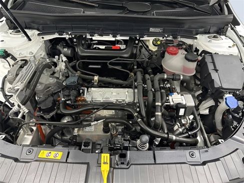 Certified 2023 Mercedes-Benz EQB 300 4MATIC image 10