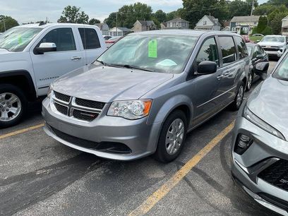 Used 2016 Dodge Grand Caravan SE w/ Quick Order Package 29E SE