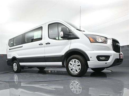 Used 2024 Ford Transit 350 XLT RWD image 34