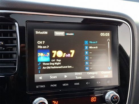 Used 2020 Mitsubishi Outlander SEL image 19