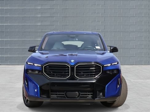 Used 2023 BMW XM Sports Activity Vehicle AWD image 3