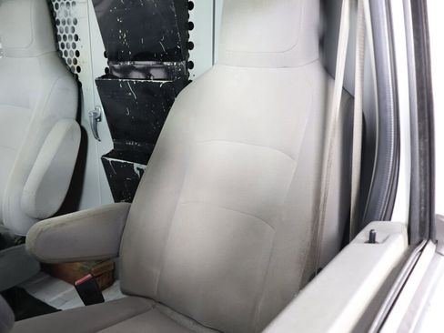 Used 2013 Ford E-150 and Econoline 150 image 12