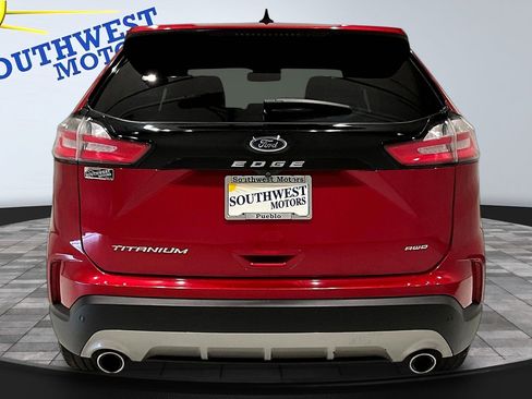 Used 2022 Ford Edge Titanium image 5