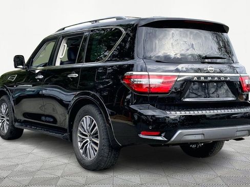 Used 2023 Nissan Armada SL w/ Captain's Chairs Package AWD/4WD image 4