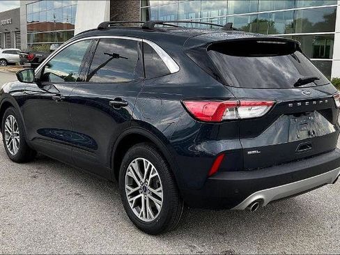 Certified 2022 Ford Escape SEL FWD image 4