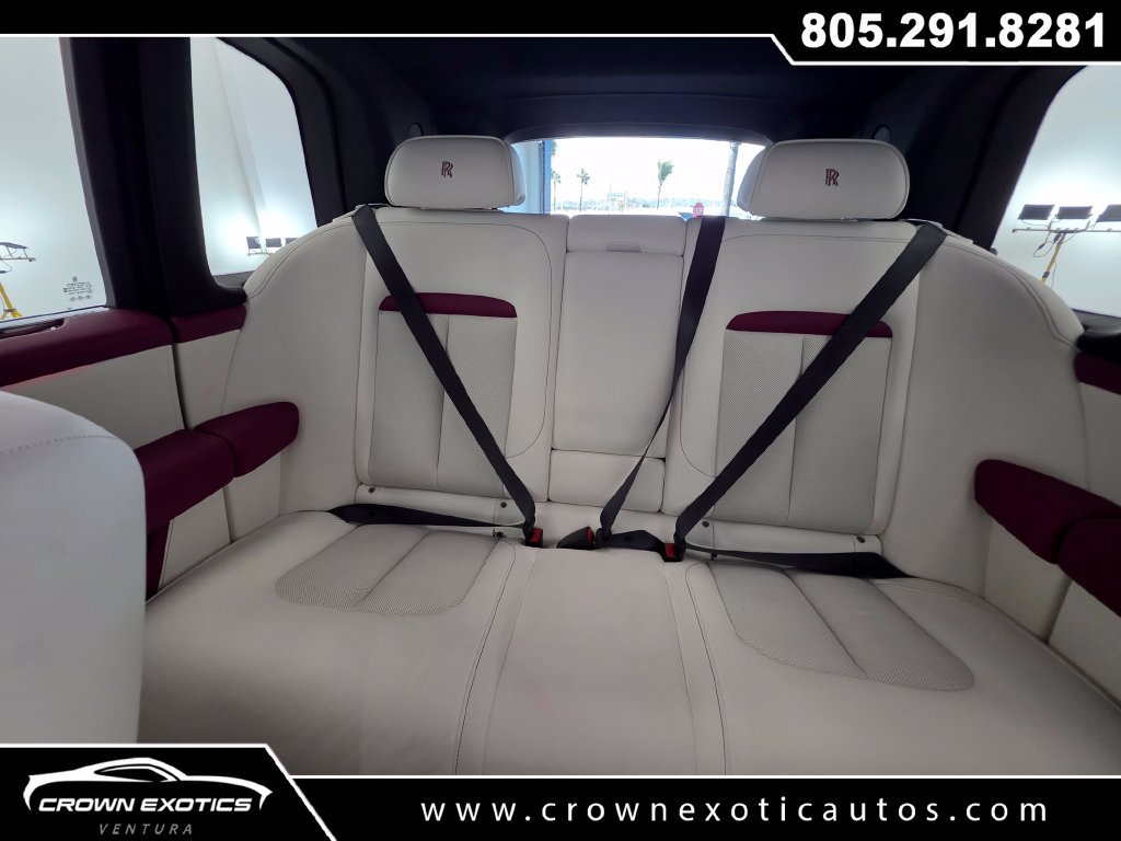 Used 2026 Rolls-Royce Cullinan AWD/4WD image 29