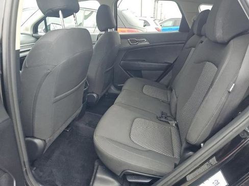 Used 2024 Kia Sportage LX image 20