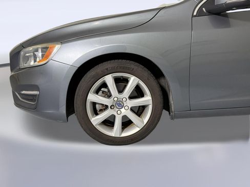 Used 2016 Volvo S60 T5 Premier w/ Convenience Package FWD image 9
