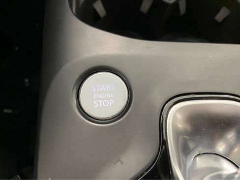 Used 2021 INFINITI QX50 Luxe w/ Appearance Package image 38