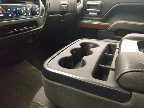 Used 2017 GMC Sierra 1500 SLE w/ SLE Value Package AWD/4WD image 26