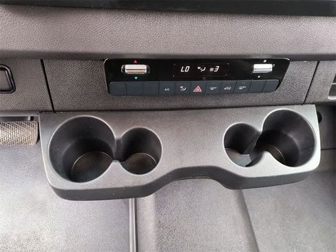 Used 2023 Mercedes-Benz Sprinter 2500 image 20