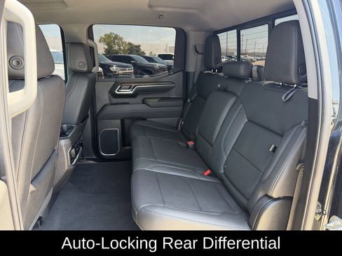 Used 2025 GMC Sierra 1500 SLT AWD/4WD image 28