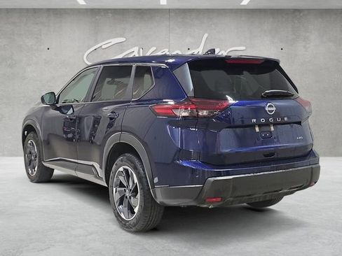 Used 2025 Nissan Rogue SV AWD/4WD image 14