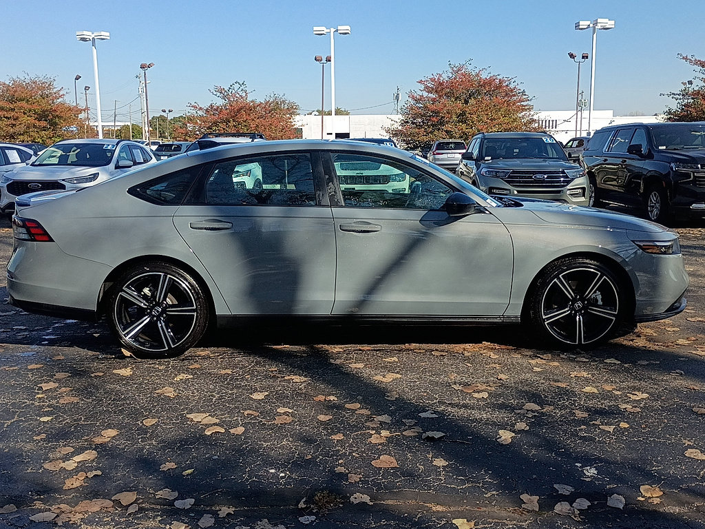 Used 2026 Honda Accord Sport image 3