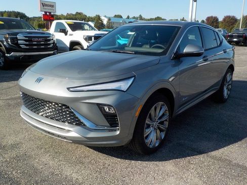 New 2025 Buick Envista Avenir image 7