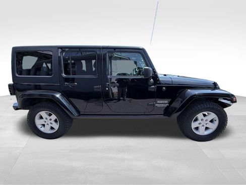 Used 2017 Jeep Wrangler Unlimited Sport w/ Quick Order Package 24S AWD/4WD image 4