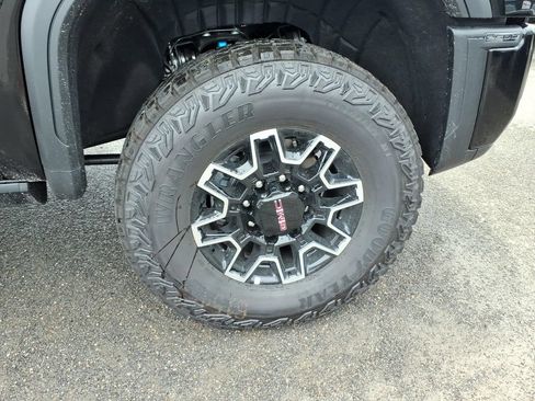 New 2026 GMC Sierra 2500 AT4X AWD/4WD image 9