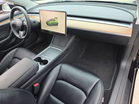Used 2023 Tesla Model 3 Standard Range RWD image 28