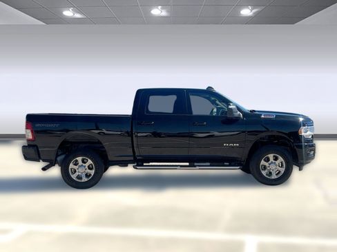 Used 2024 RAM 2500 Big Horn w/ Sport Appearance Package image 8