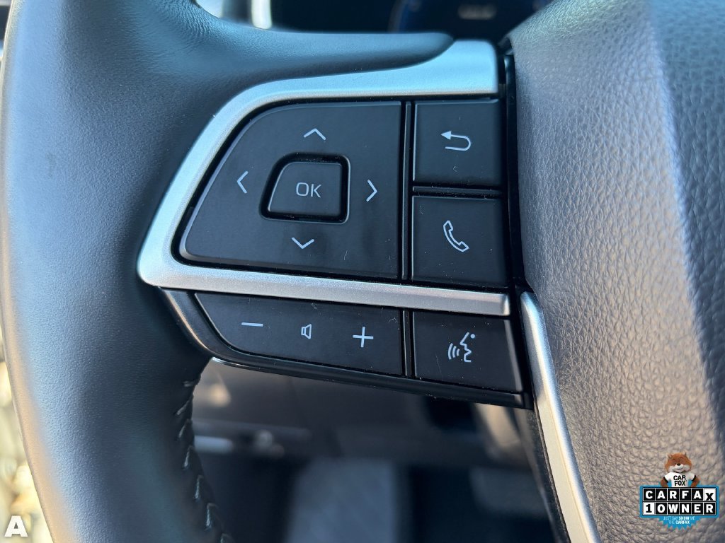 Used 2025 Toyota Highlander Platinum AWD/4WD image 21