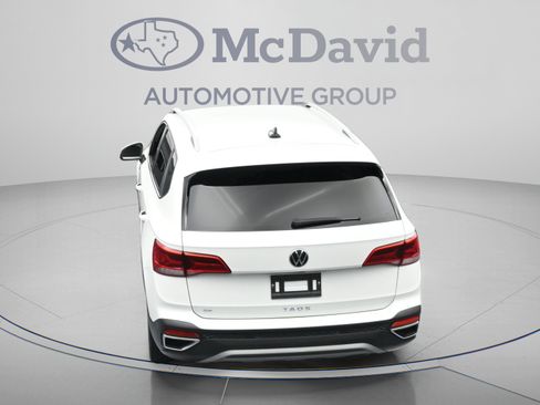 Used 2023 Volkswagen Taos SE FWD image 37