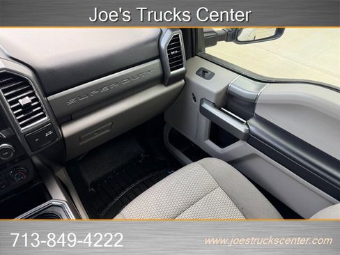 Used 2017 Ford F250 XLT w/ XLT Premium Package AWD/4WD image 15