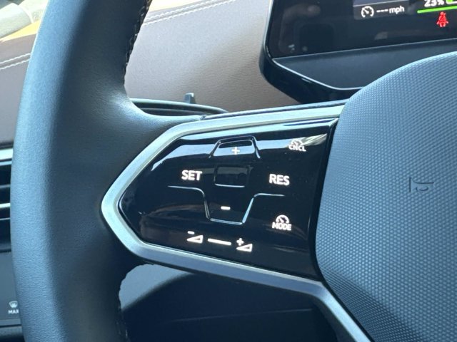 New 2026 Volkswagen ID.4 Pro RWD image 17