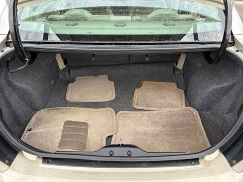 Used 2003 Saturn ION Level 3 w/ Travel Pkg FWD image 12