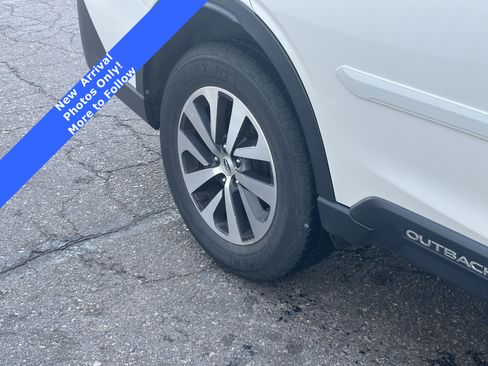 Used 2021 Subaru Outback Premium image 27