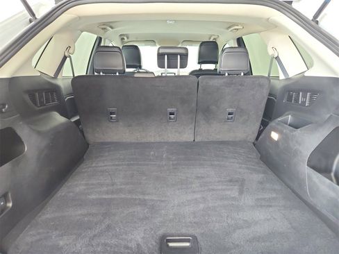 Used 2024 Ford Edge SEL image 44