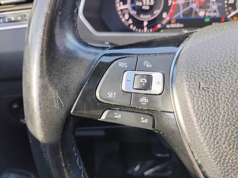 Used 2019 Volkswagen Tiguan SEL FWD image 21