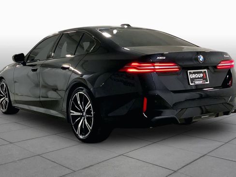 New 2026 BMW 540i xDrive w/ M Sport Package AWD/4WD image 12