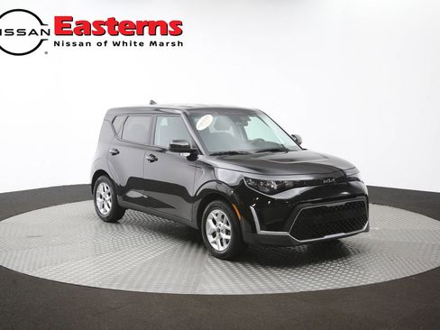 Used 2025 Kia Soul LX w/ LX Technology Package FWD image 48