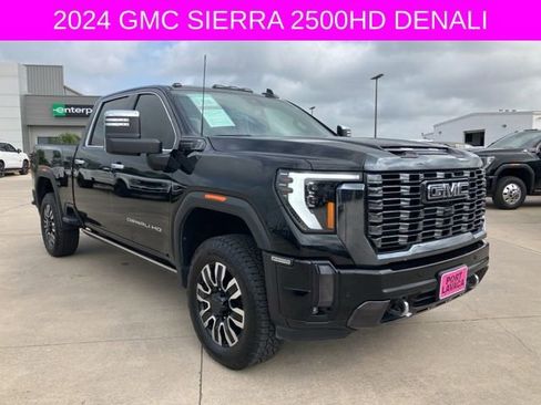 Used 2024 GMC Sierra 2500 Denali Ultimate AWD/4WD image 9