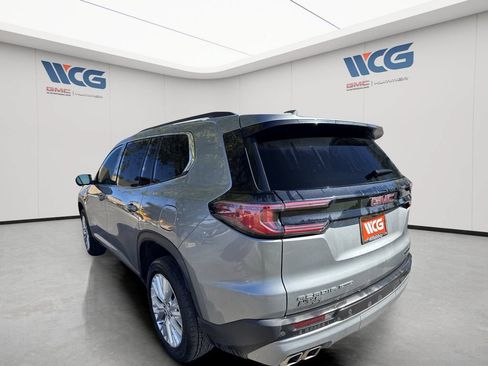 Used 2024 GMC Acadia Elevation w/ Luxury Package AWD/4WD image 5