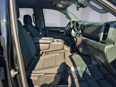 Certified 2023 Chevrolet Silverado 1500 LT AWD/4WD image 17