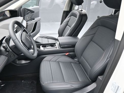 New 2026 Lincoln Nautilus Reserve w/ Jet Appearance Package AWD/4WD image 12