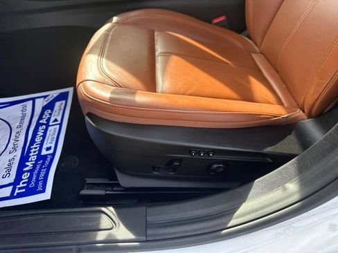 Used 2020 Alfa Romeo Giulia AWD w/ Cold Weather Package image 19