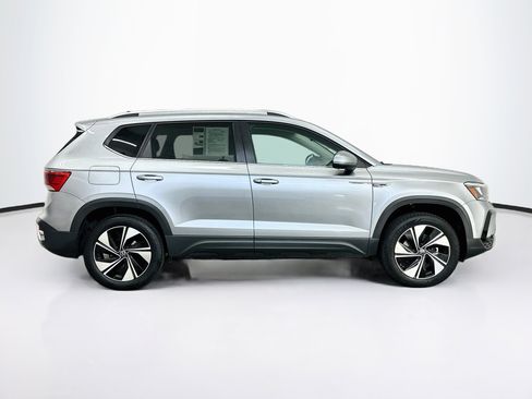 Used 2023 Volkswagen Taos SE AWD/4WD image 10