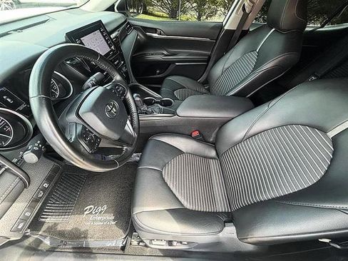 Used 2024 Toyota Camry SE FWD image 29