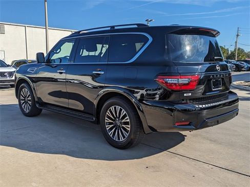 Used 2024 Nissan Armada SL w/ Midnight Edition Package image 8