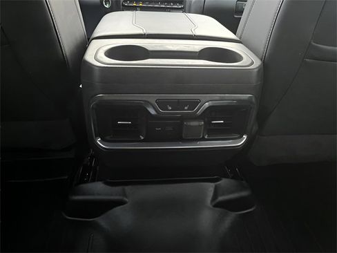 Used 2023 Chevrolet Silverado 3500 High Country w/ Z71 Off-Road Package image 33