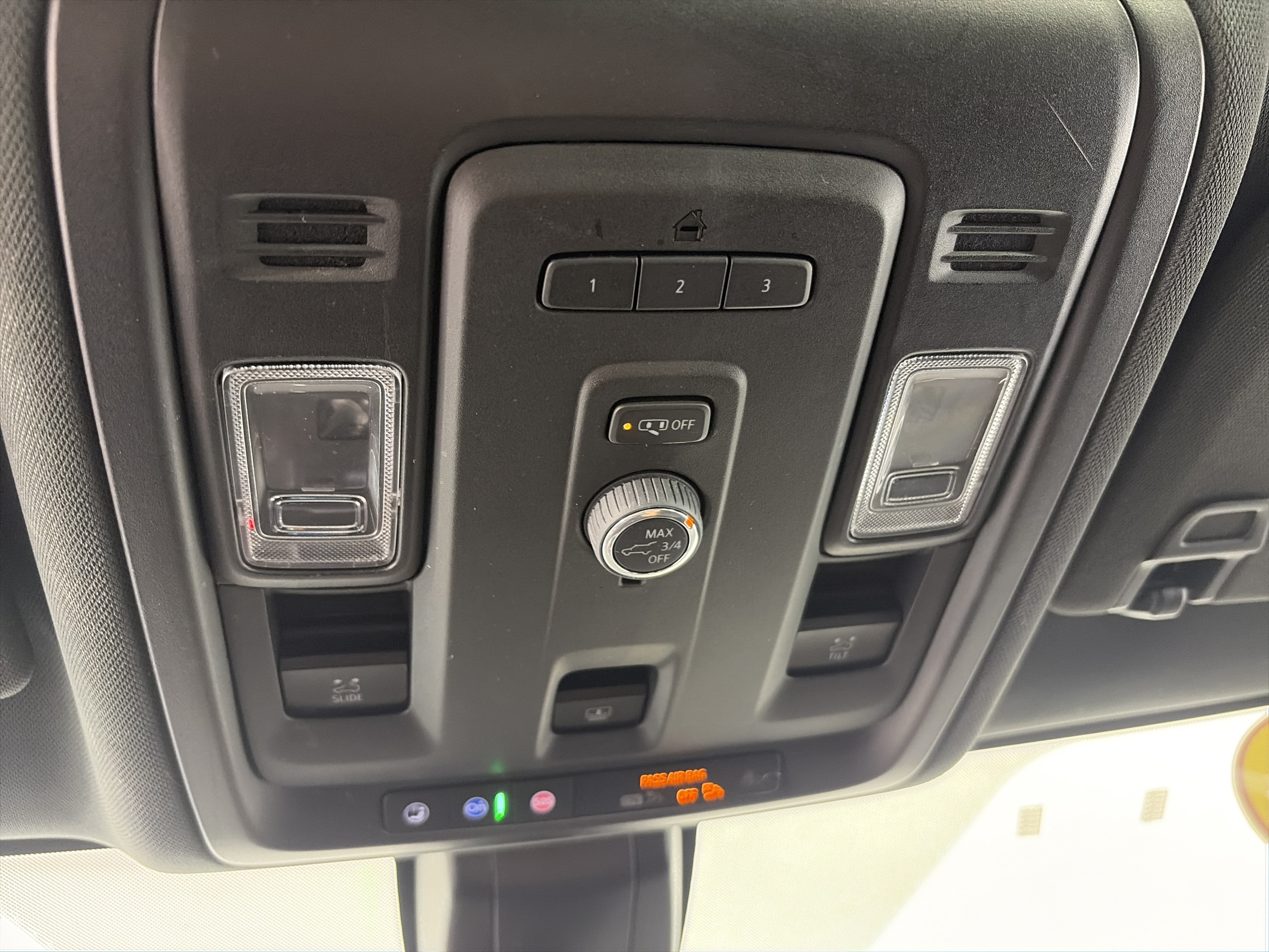 Used 2022 GMC Yukon SLT AWD/4WD image 41