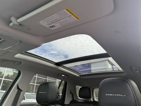 Used 2026 GMC Terrain Denali image 26