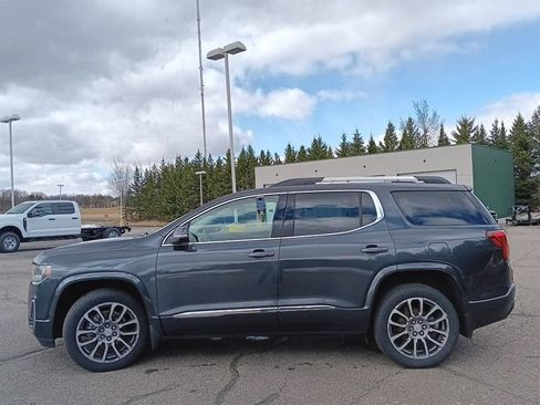 Used 2021 GMC Acadia Denali w/ Denali Ultimate Package AWD/4WD image 23
