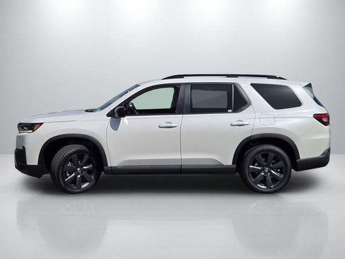 New 2026 Honda Pilot Sport image 7